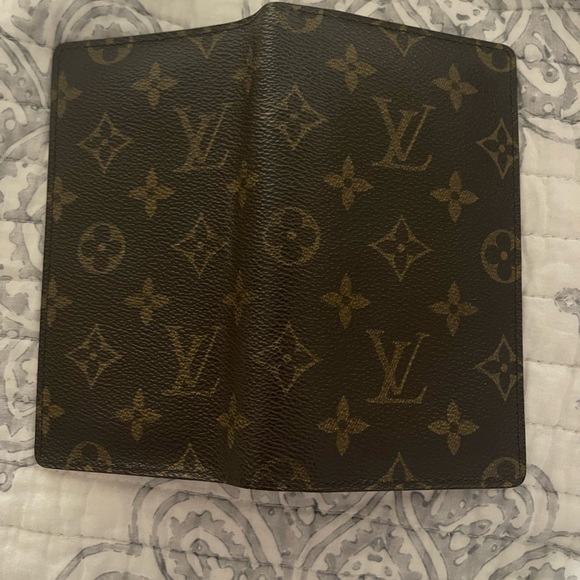 Louis Vuitton Wallet ‼️ SOLD ‼️ - Picture 2 of 4